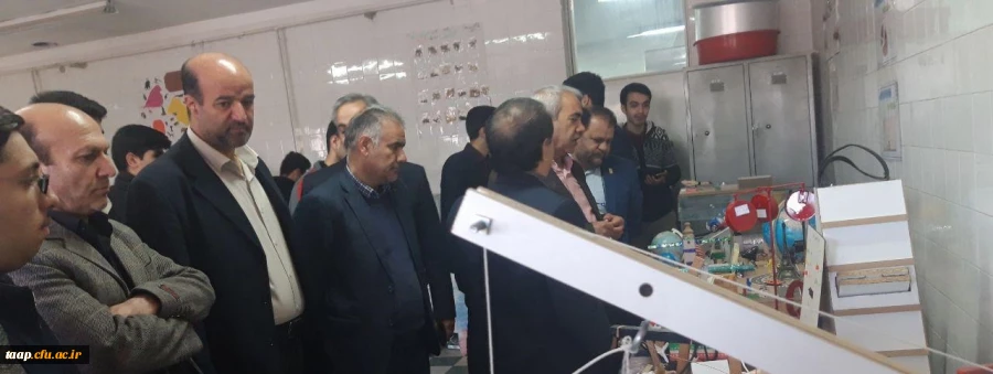 وسایل کمک آموزشی علوم تجربی دست ساخته دانشجو معلمان