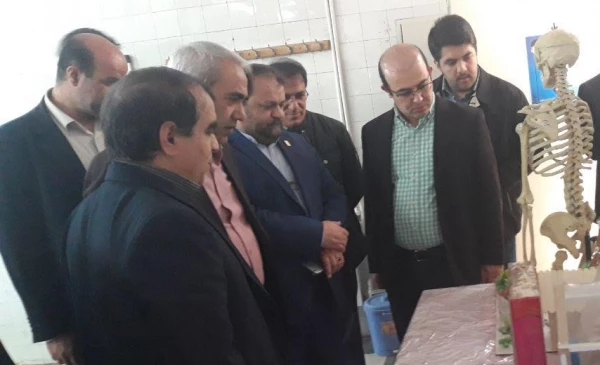 وسایل کمک آموزشی علوم تجربی دست ساخته دانشجو معلمان