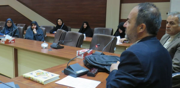 نشست تخصصی با موضوع" امام علی(ع)جاودانه تاریخ