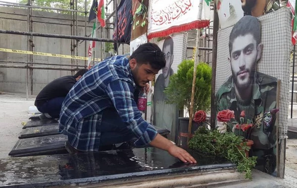 غبار روبی و زیارت مزار شهدا