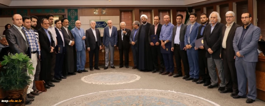 تقدیر فرهنگستان علوم از زحمات پژوهشی دکتر ابراهیم اکبربگلو