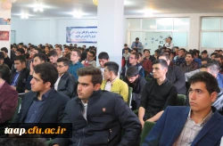 راه توسعه از مدرسه می گذرد و معلمان فرماند هان این مسیر مهم و ارزشمند هستند. 2