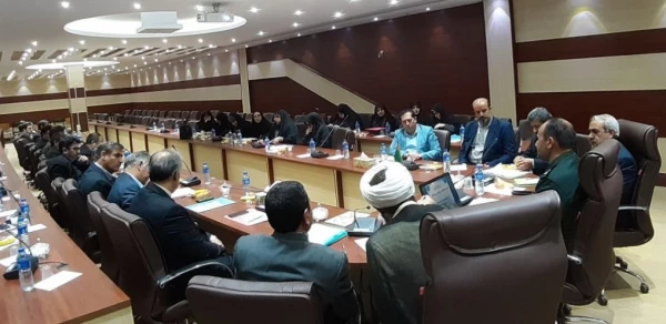 نشت علمی تحت عنوان نقش نقش دانشگاه فرهنگیان در تحقق اهداف بیانیه گام دوم انقلاب قیل از ظهر روز جهار شنبه مورخه 8/8/98 در سالن شمس علامه امینی تبریز با حضور جمعی از اساتید بسیجی برادران و خواهران برگزار گردید. 2