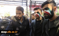 همزمان با سراسر کشورمدیریت امور پردیسهای دانشگاه فرهنگیان استان به همراه اساتید  دانشجومعلمان  و جمعی از کارکنان دوشادوش مردم غیور کلان شهر تبریز  در راهپیمایی یوم ا... 13 آبان ، حماسه آفریدند. 8