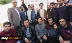 همزمان با سراسر کشورمدیریت امور پردیسهای دانشگاه فرهنگیان استان به همراه اساتید  دانشجومعلمان  و جمعی از کارکنان دوشادوش مردم غیور کلان شهر تبریز  در راهپیمایی یوم ا... 13 آبان ، حماسه آفریدند. 9