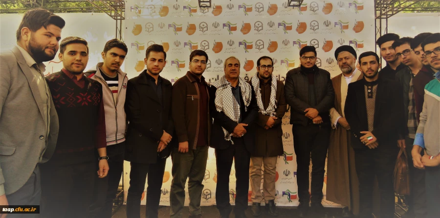 همزمان با سراسر کشورمدیریت امور پردیسهای دانشگاه فرهنگیان استان به همراه اساتید  دانشجومعلمان  و جمعی از کارکنان دوشادوش مردم غیور کلان شهر تبریز  در راهپیمایی یوم ا... 13 آبان ، حماسه آفریدند. 10