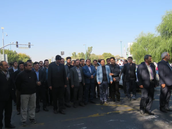 همزمان باسراسر کشورمدیریت امور پردیسهای دانشگاه فرهنگیان استان به همراه اساتید  دانشجومعلمان  و جمعی از کارکنان دوشادوش مردم غیور کلان شهر تبریز  در راهپیمایی یوم ا... 13 آبان ، حماسه آفریدند. 3