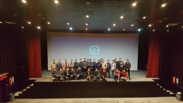 اکران فیلم سینماییی میان ستاره ای در سینما قدس تبریز  2