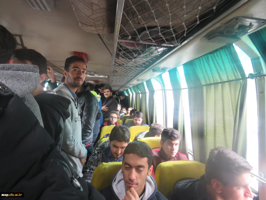 حضور اساتید،کارکنان و دانشجومعلمان
در راهپیمایی و تجمع مردمی حمایت از امنیت و اقتدار در کشور 
 2