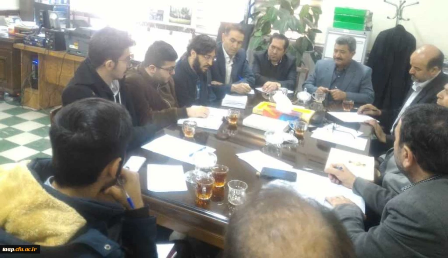 ششمین جلسه کمیته فرهنگی پردیس با حضور اعضا تشکیل جلسه داد. 2