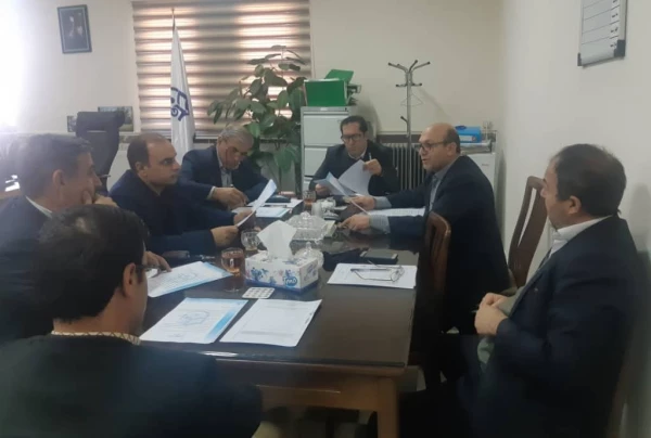 جلسه هماهنگی آموزش برای سازماندهی دروس نیم سال دوم سال تحصیلی 98/99 برگزار شد. 2