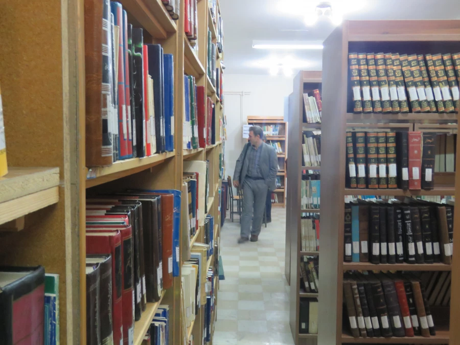 مراسم افتتاح کتابخانه با حضور مدیر محترم پردیس های استانی سرپرست و معاونان و کارکنان اساتید و دانشجو معلمان برگزار شد. 3