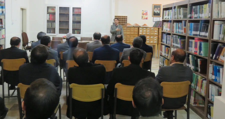 مراسم افتتاح کتابخانه با حضور مدیر محترم پردیس های استانی سرپرست و معاونان و کارکنان اساتید و دانشجو معلمان برگزار شد. 8