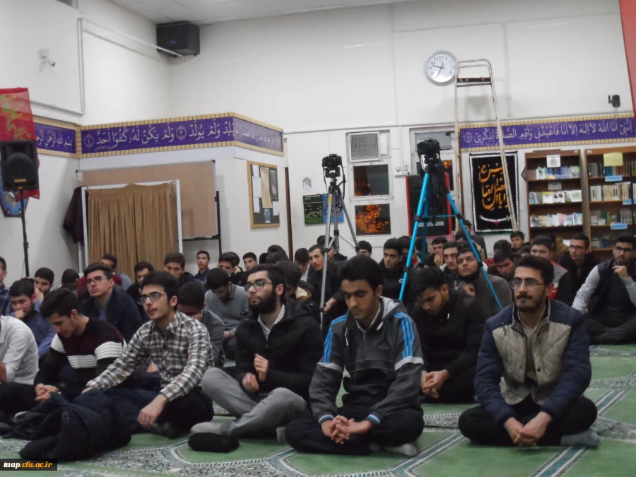 به همت بسیج دانشجویی همایش تبیین بیانات مقام معظم رهبری در 12 آذرماه 79 برگزارشد. 5