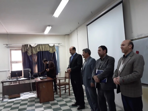 همزمان با 16 آذر ماه روز دانشجو از دانشجو معلمان پردیس علامه امینی تبریز با حضور ریاست و معاونین و سایر مسئولین دانشگاه تجلیل و قدردانی بعمل آمد. 4