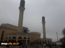 بمناسبت گرامیداشت روز دانشجو،دانشجو معلمان در نماز عبادی و سیاسی روز جمعه  15/09/98 شرکت نمودند . 2