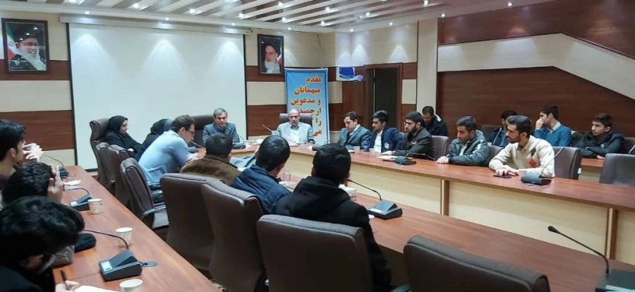 اولین همایش انجمن علمی شیمی دانشجویان پردیس علامه امینی در سال تحصیلی جدید قبل از ظهر روز شنبه برگزار شد. 3