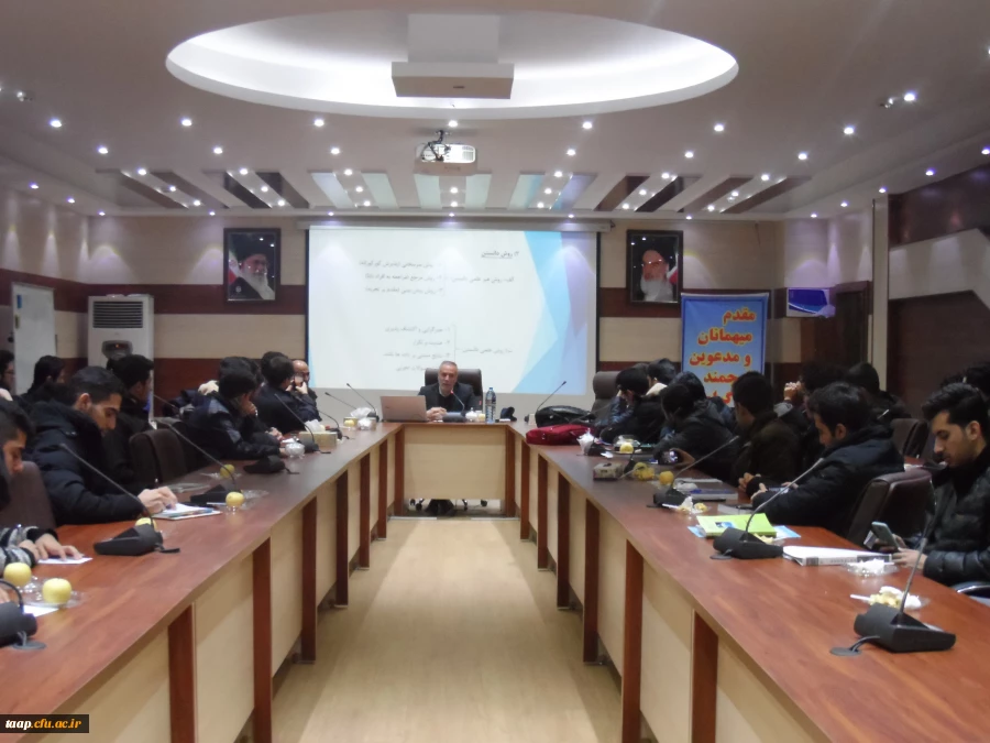 کارگاه مقاله نویسی به همت انجمن فیزیک پردیس علامه امینی تبریز برگزار گردید. 2