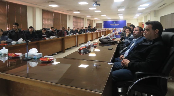 دانشجومعلمان پردیس علامه امینی تبریز از پارک علم و فن آومری بازید نمودند. 4