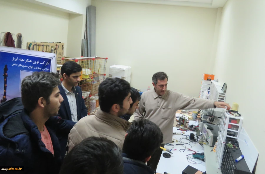 دانشجومعلمان پردیس علامه امینی تبریز از پارک علم و فن آومری بازید نمودند. 8