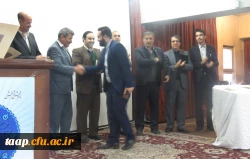 به مناسبت هفته پژوهش مراسم پردیس علامه امینی روز دوشنبه از ساعت 10 الی 12 طبق اقدامات و برنامه ریزهای انجام شد. 6