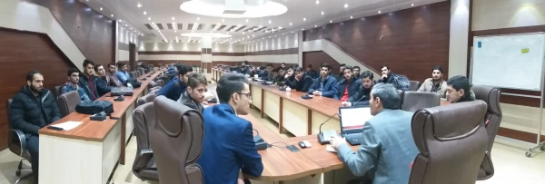 به همت انجمن علمی زیست شناسی پردیس علامه امینی تبریز کارگاه آموزش مقاله نویسی در بعداز ظهر روز 25 آذر از ساعت 14 الی 16 با تدریس دکتر سعادتی و حضور جمعی کثیر از دانشجویان رشته زیست شناسی در محل سالن شمس برگزار شد. 3