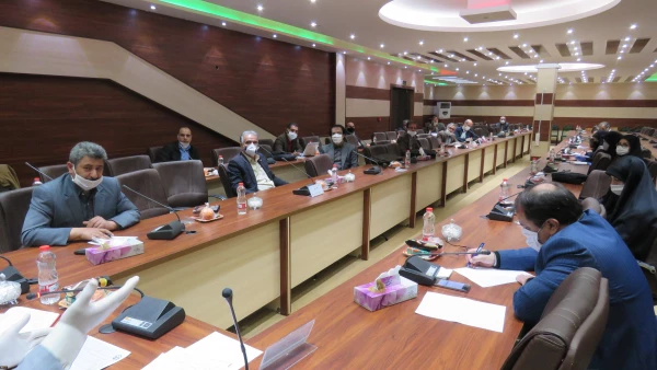 تصمیم گیری و تبادل نظر در مورد روش آزمون های پایان ترم 3