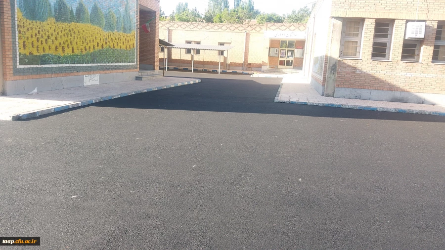 عملیات آسفالت محوطه دانشگاه فرهنگیان پردیس علامه امینی آذربایجانشرقی  با رعایت تمام پروتکل های بهداشتی  2