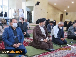 رهبری هوشمندانه وعالمانه حضرت آقا این انقلاب را جهانی کرده وتمام پیشرفت های انقلاب اسلامی مرهون خون شهداست.  3