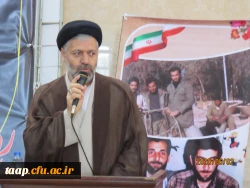 رهبری هوشمندانه وعالمانه حضرت آقا این انقلاب را جهانی کرده وتمام پیشرفت های انقلاب اسلامی مرهون خون شهداست.  4