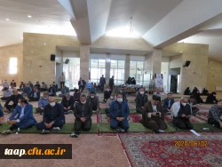 رهبری هوشمندانه وعالمانه حضرت آقا این انقلاب را جهانی کرده وتمام پیشرفت های انقلاب اسلامی مرهون خون شهداست.  8