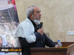 رهبری هوشمندانه وعالمانه حضرت آقا این انقلاب را جهانی کرده وتمام پیشرفت های انقلاب اسلامی مرهون خون شهداست.  7