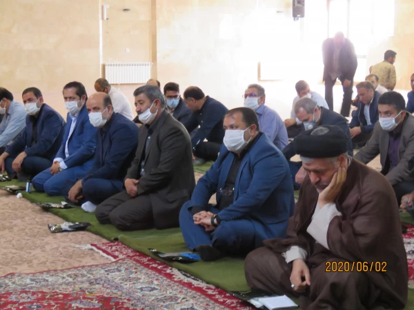 رهبری هوشمندانه وعالمانه حضرت آقا این انقلاب را جهانی کرده وتمام پیشرفت های انقلاب اسلامی مرهون خون شهداست.  6