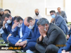 رهبری هوشمندانه وعالمانه حضرت آقا این انقلاب را جهانی کرده وتمام پیشرفت های انقلاب اسلامی مرهون خون شهداست.  20