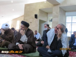 رهبری هوشمندانه وعالمانه حضرت آقا این انقلاب را جهانی کرده وتمام پیشرفت های انقلاب اسلامی مرهون خون شهداست.  21