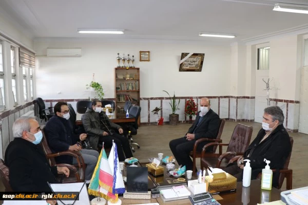 کارگاه آموزشی معرفی حمایت های پارک علم و فناوری در بستر مراکز رشد و نوآوری از فناوران و کارآفرینان دانشگاهی 3