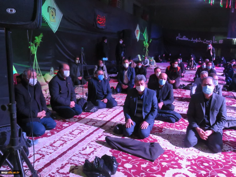 شبی با شهید گمنام در پردیس علامه امینی تبریز برگزار شد. 3