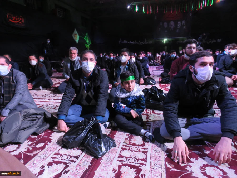 شبی با شهید گمنام در پردیس علامه امینی تبریز برگزار شد. 7