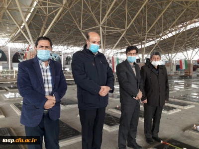 غبار روبی و عطر افشانی مزار شهدا و شهید گمنام