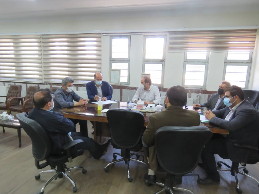 جلسه کمیته عمرانی حوزه معاونت توسعه منابع و امور دانشجویی پردیس تشکیل گردید. 3