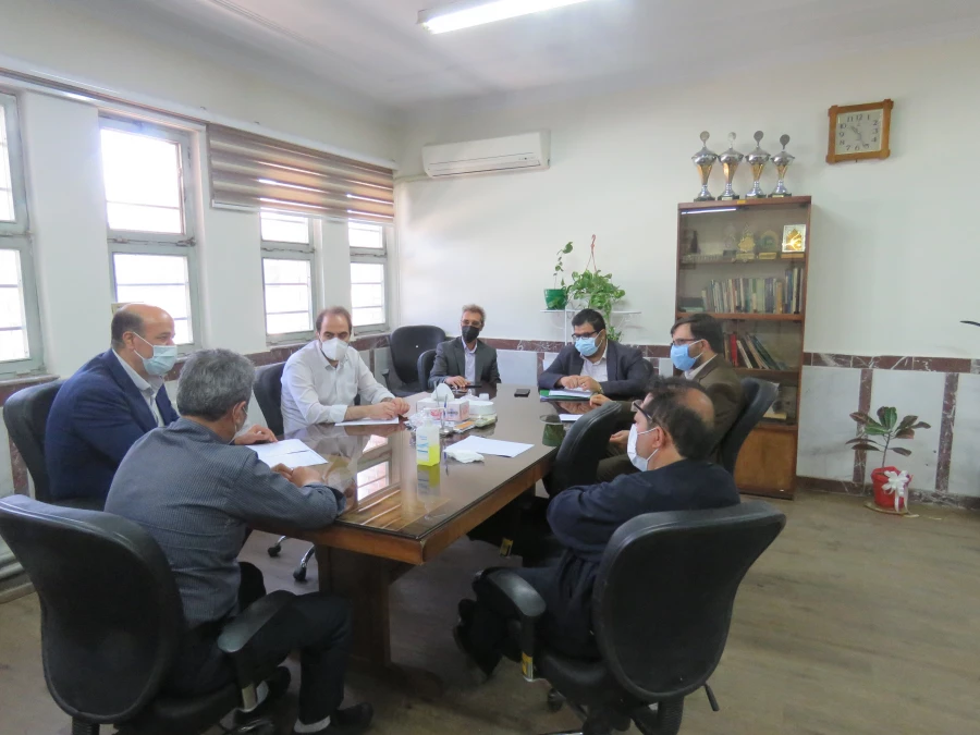 جلسه کمیته عمرانی حوزه معاونت توسعه منابع و امور دانشجویی پردیس تشکیل گردید. 4