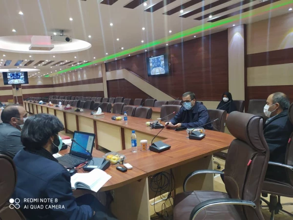    به همت واحد پژوهش و به مناسبت هفته کتاب و کتابخوانی نشست نقد و بررسی کتاب «خاستگاه فرهنگ و تمدن در اسلام و علل عقب ماندگی مسلمان» تالیف دکتر پیر علیلو برگزار گردید. 3