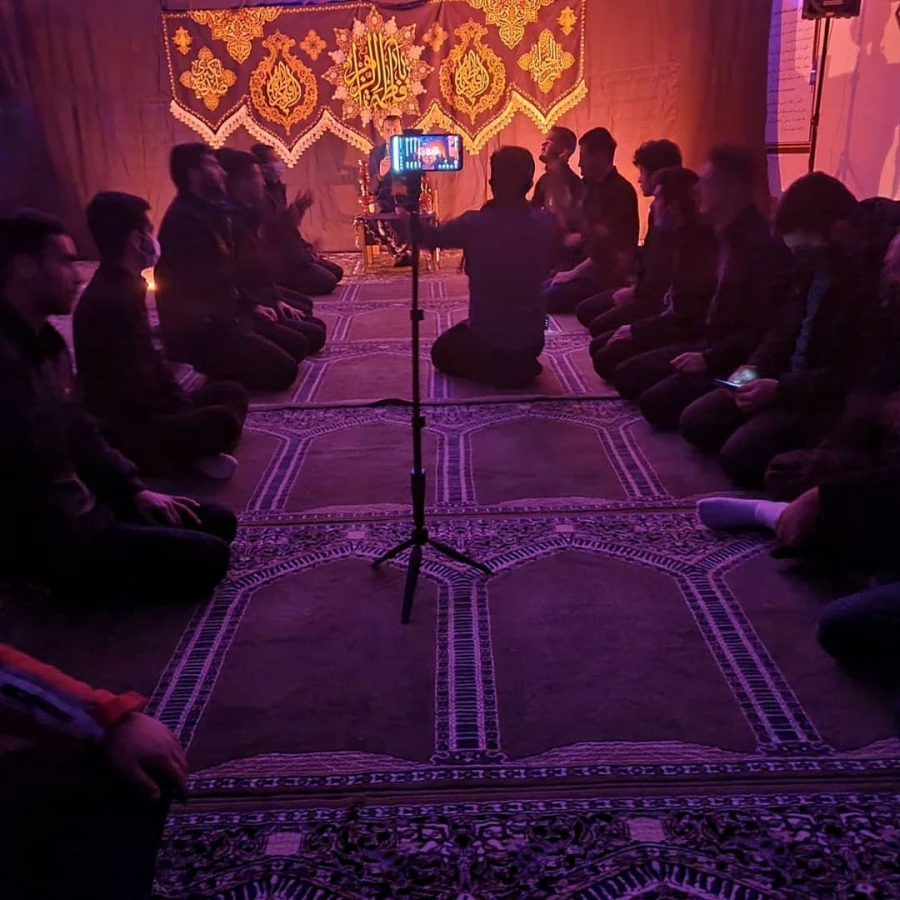 به همت هیئت دانشجویی فاطمیون پردیس علامه امینی تبریز مراسم عزاداری شهادت حضرت زهرا(س) برگزار شد. 3