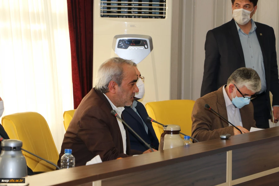 نشست صمیمی وزیر آموزش و پرورش با نمایندگان تشکل های دانشجو معلمان دانشگاه فرهنگیان استان آذربایجان شرقی 8