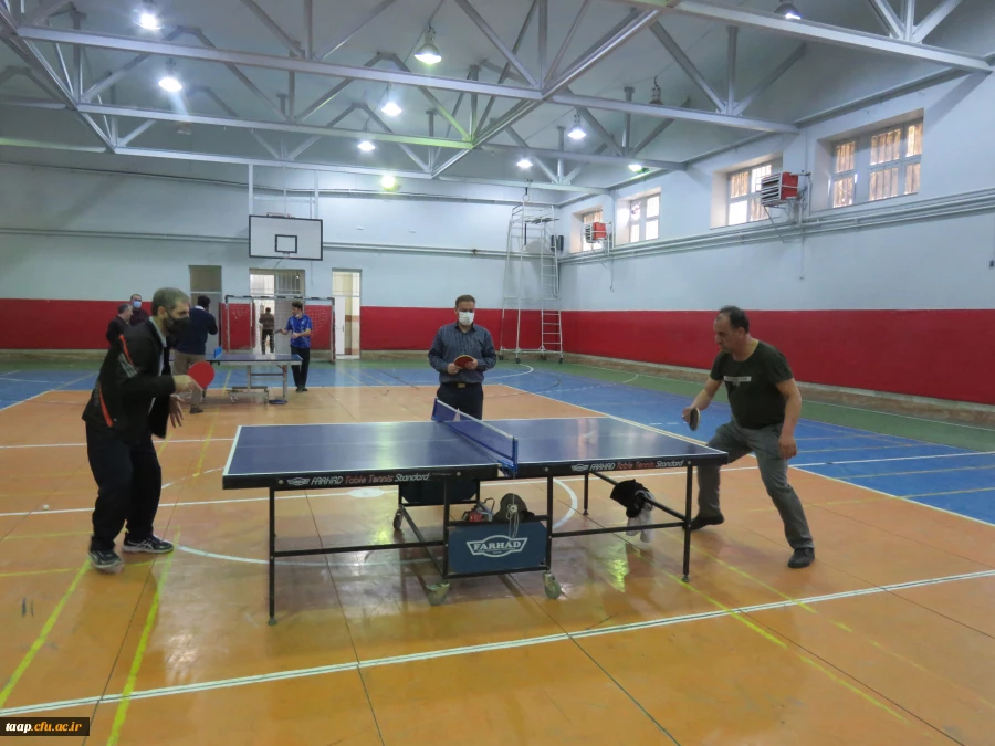 به مناسبت گرامیداشت دهه مبارک فجر و به همت امور دانشجویی و تربیت بدنی پردیس مسابقات ورزشی  برگزار گردید. 3