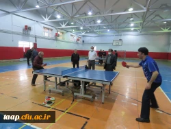 به مناسبت گرامیداشت دهه مبارک فجر و به همت امور دانشجویی و تربیت بدنی پردیس مسابقات ورزشی  برگزار گردید. 5