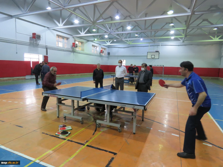 به مناسبت گرامیداشت دهه مبارک فجر و به همت امور دانشجویی و تربیت بدنی پردیس مسابقات ورزشی  برگزار گردید. 5