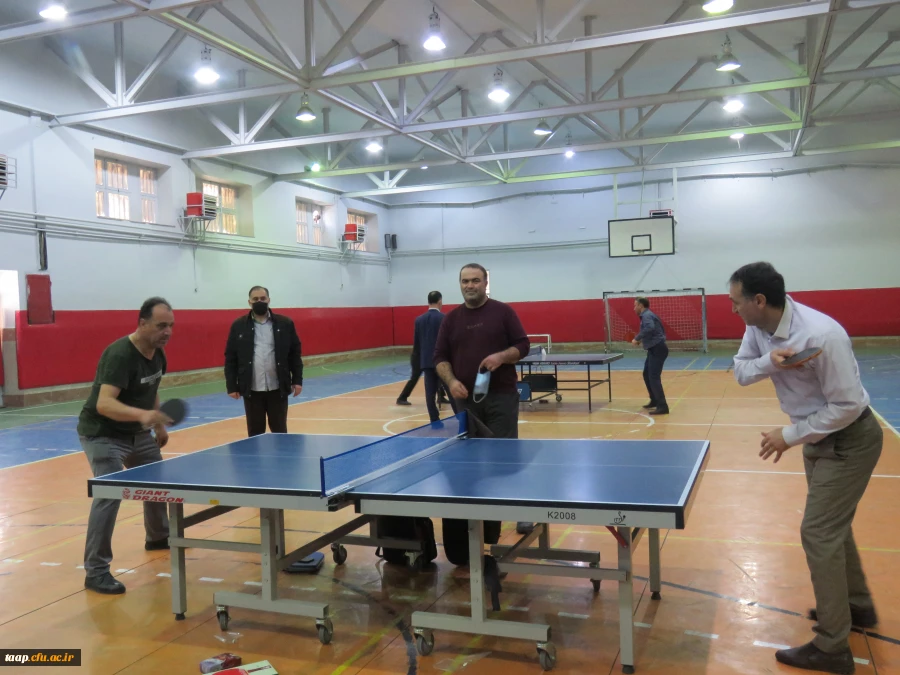 به مناسبت گرامیداشت دهه مبارک فجر و به همت امور دانشجویی و تربیت بدنی پردیس مسابقات ورزشی  برگزار گردید. 7