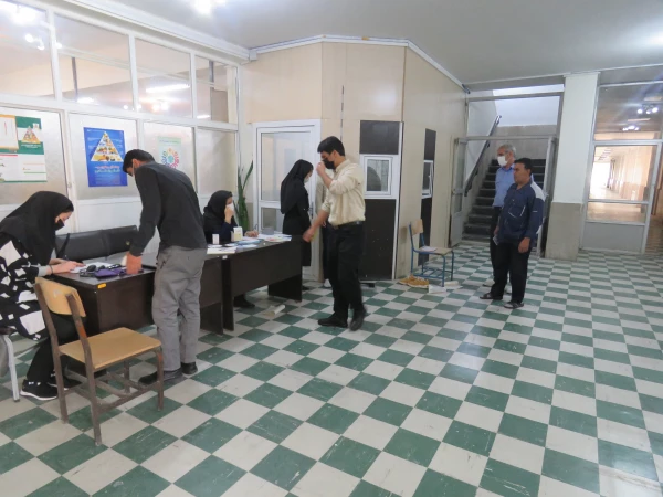 به همت امور دانشجویی پردیس ایستگاه تن سنجی برگزار گردید. 3