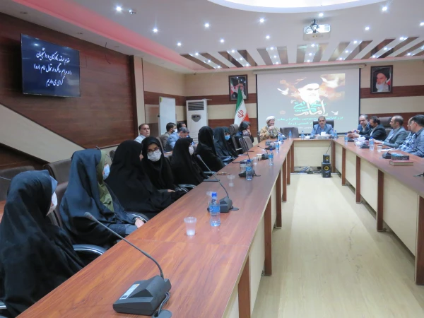 مراسمی به مناسبت سالروز رحلت جانسوز رهبرکبیر انقلاب اسلامی حضرت امام خمینی(ره) و قیام 15 خرداد در سالن شمس پردیس علامه امینی برگزار گردید. 3